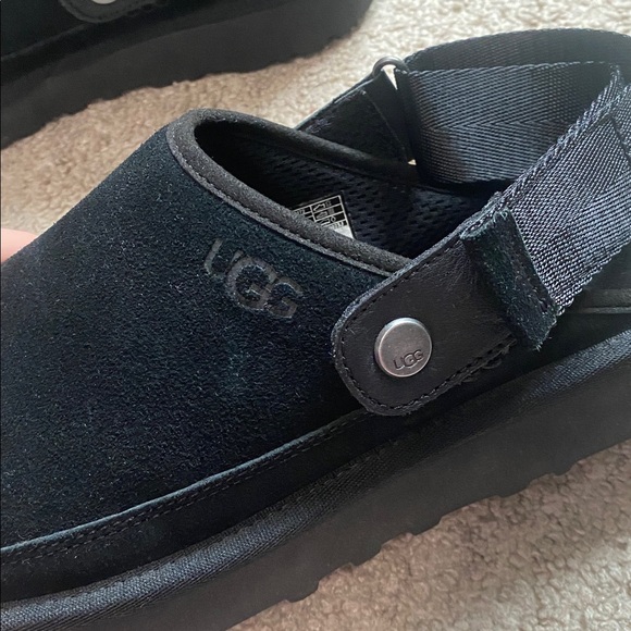 New In Box UGG Black Goldencoast Clog Size 8M Woman Size 9 - Picture 8 of 9